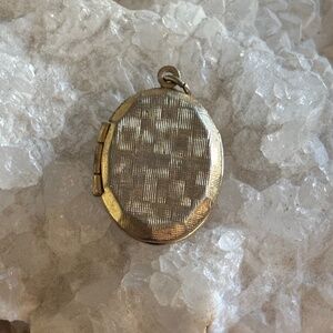 Vintage Gold Tone Locket